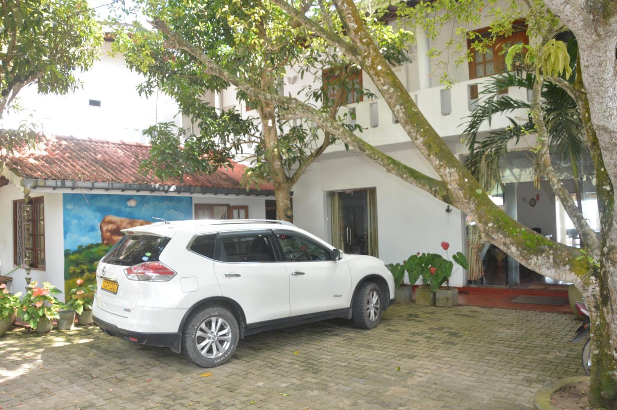 Weligama Bay View Hotel Exterior photo