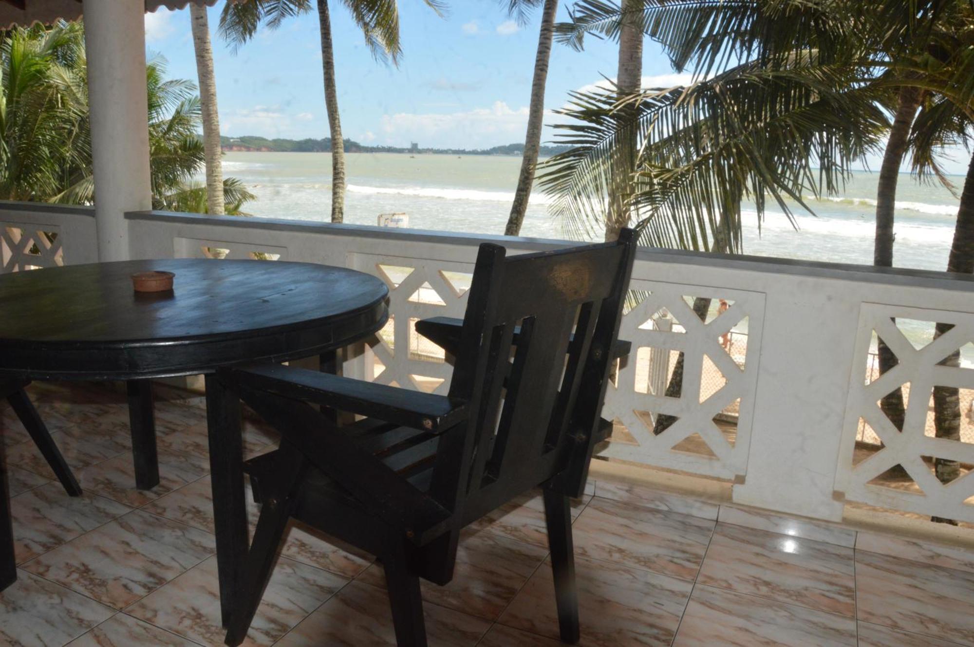 Weligama Bay View Hotel Exterior photo