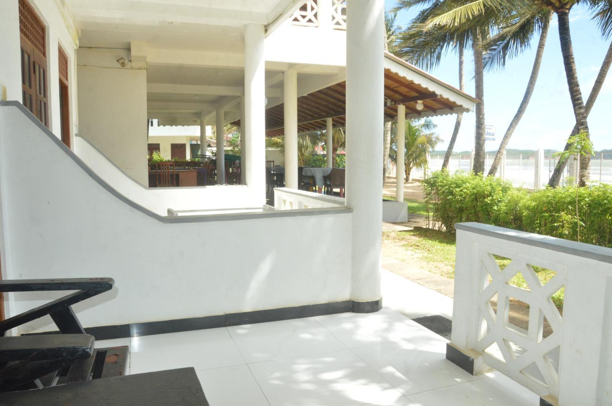 Weligama Bay View Hotel Exterior photo